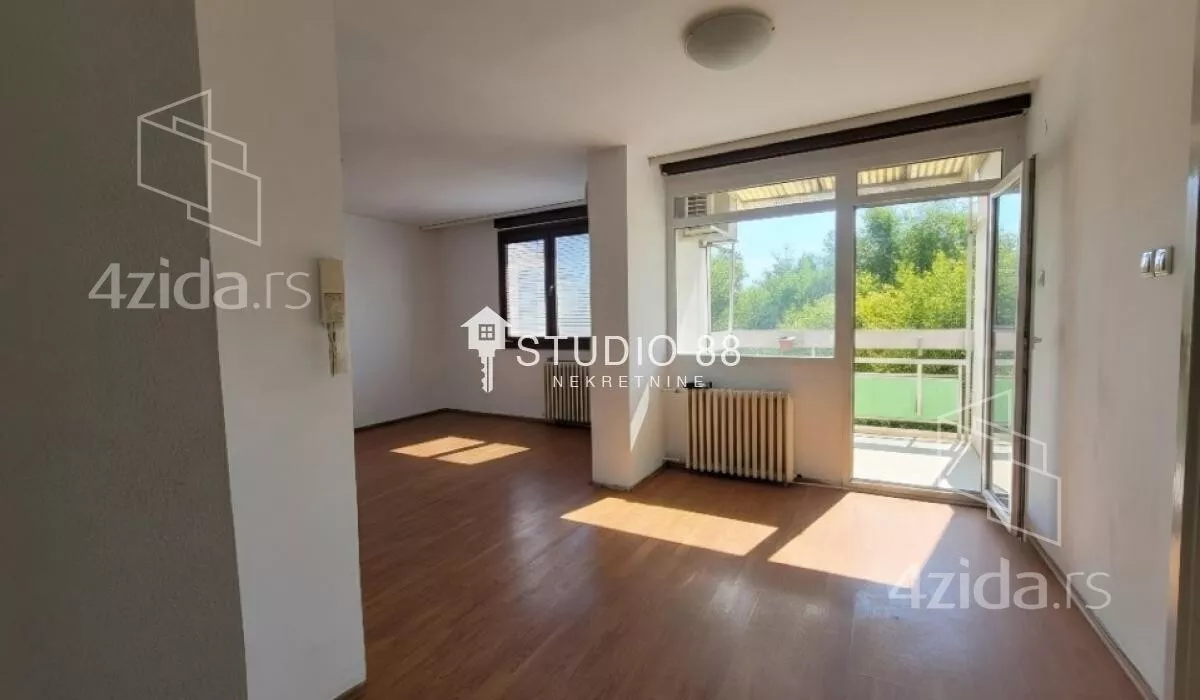 Продается двухкомнатная квартира, 4. Juli, 61.000€, 55m² — фото