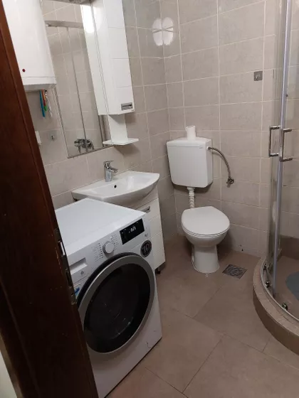 Učiteljsko Naselje | 4zida.rs