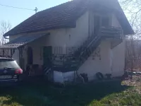 Brestovac, Okolne lokacije, Knić | 4zida.rs