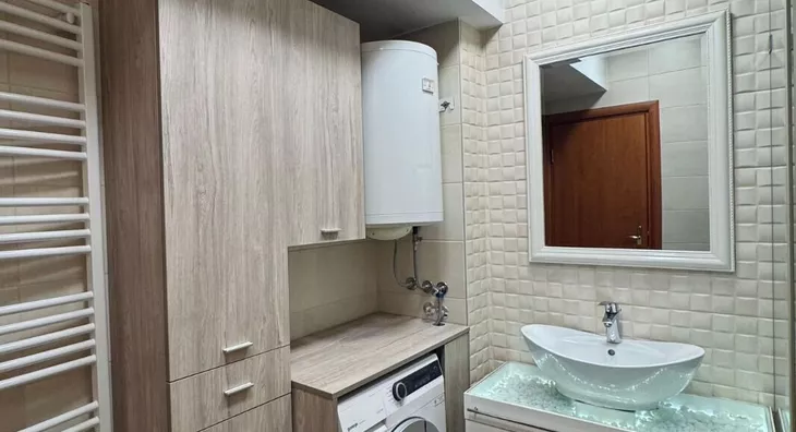 Četvoroiposoban stan | 4zida