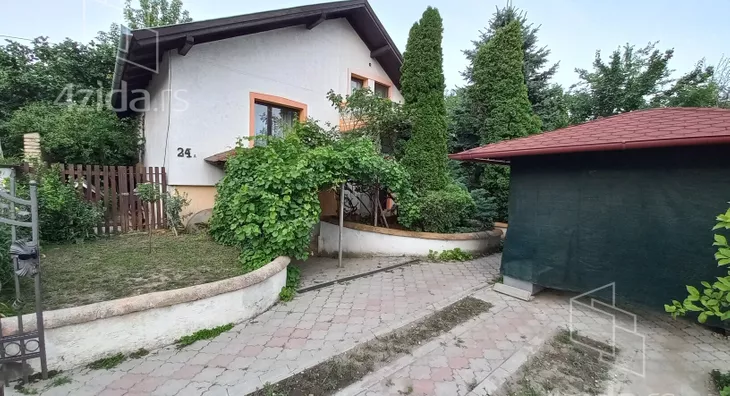 3-etažna kuća | 4zida