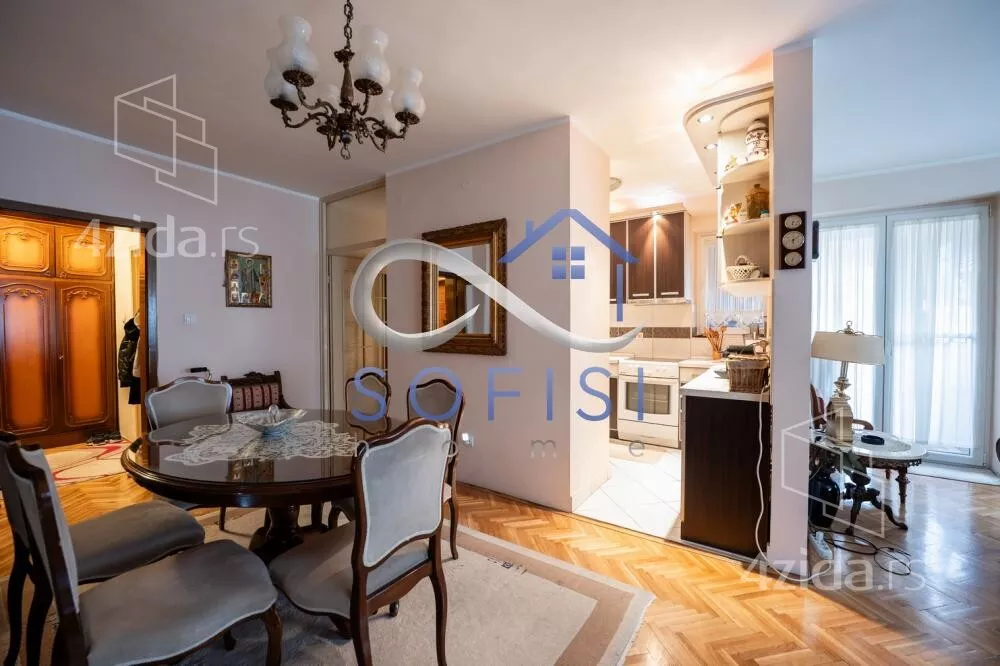 Četvorosoban stan | 4zida