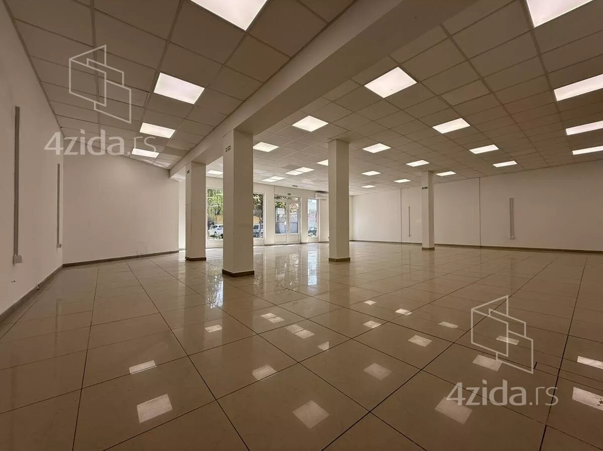 Poslovni prostor | 4zida