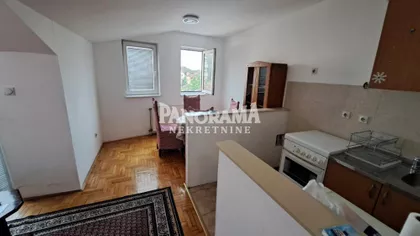 Odabašićeva | 4zida.rs