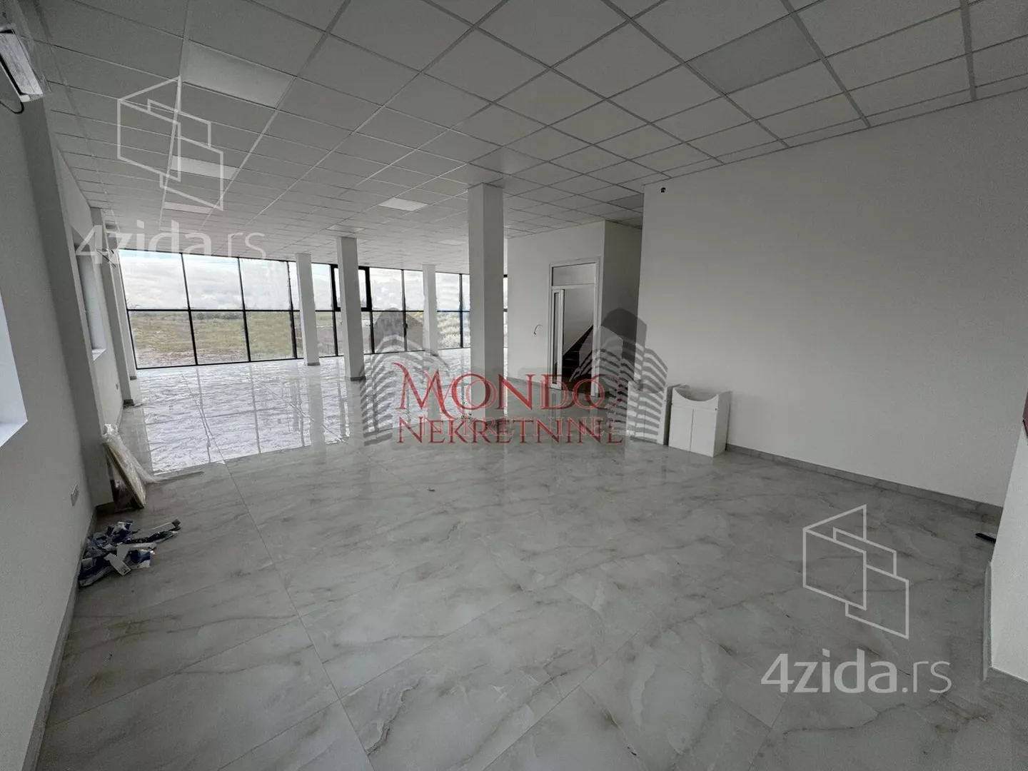 Poslovni prostor | 4zida