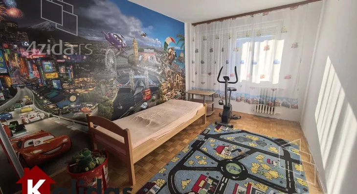 Dvoiposoban stan | 4zida