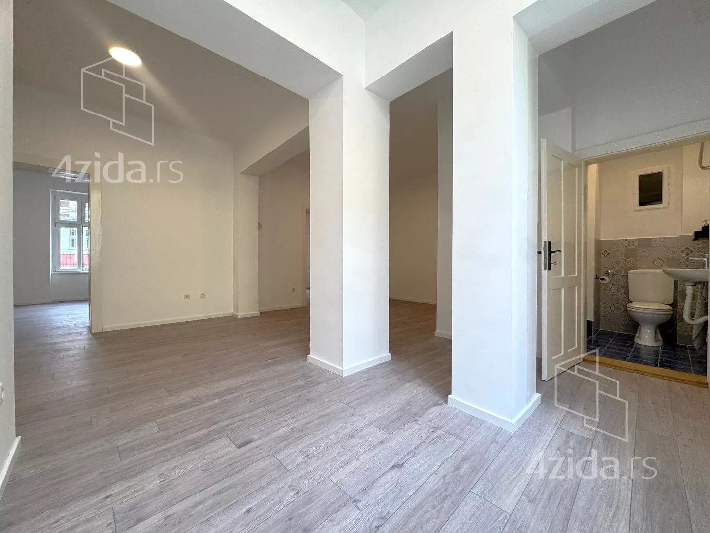 Petosoban stan | 4zida