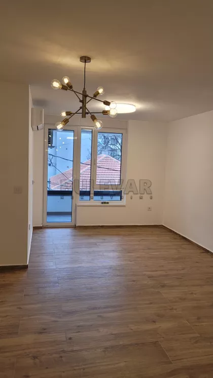 Hajduk Veljkova | 4zida.rs