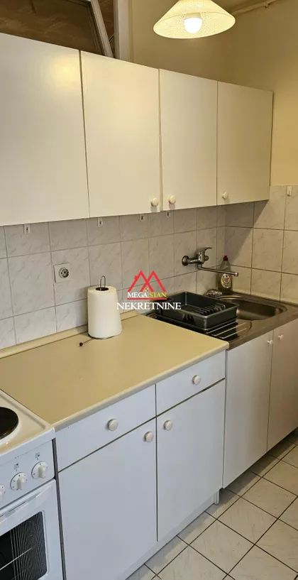 Bulevar Cara Lazara | 4zida.rs