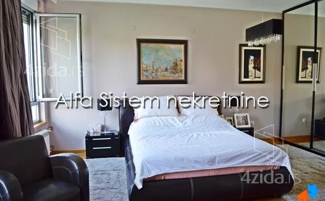 Petosoban stan | 4zida