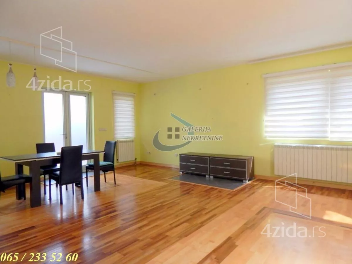 Četvorosoban stan | 4zida