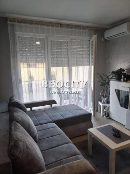 Jovana Mikića Spartak | 4zida.rs