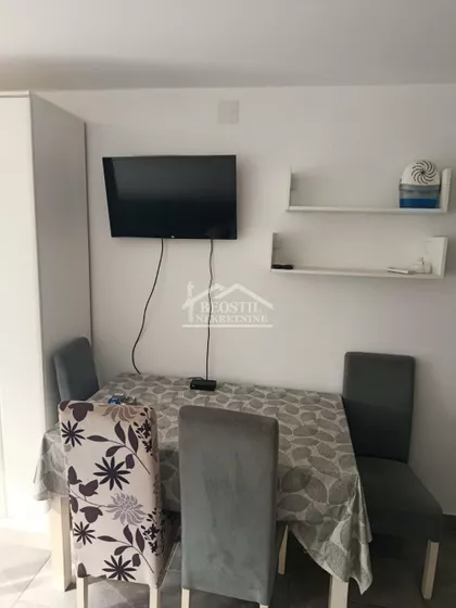 Zagrađe | 4zida.rs
