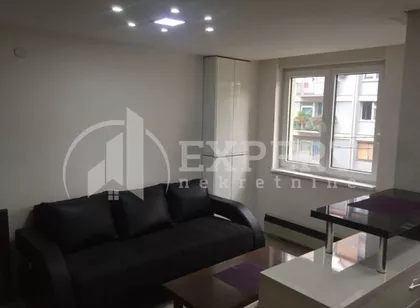 Božidarčeva | 4zida.rs