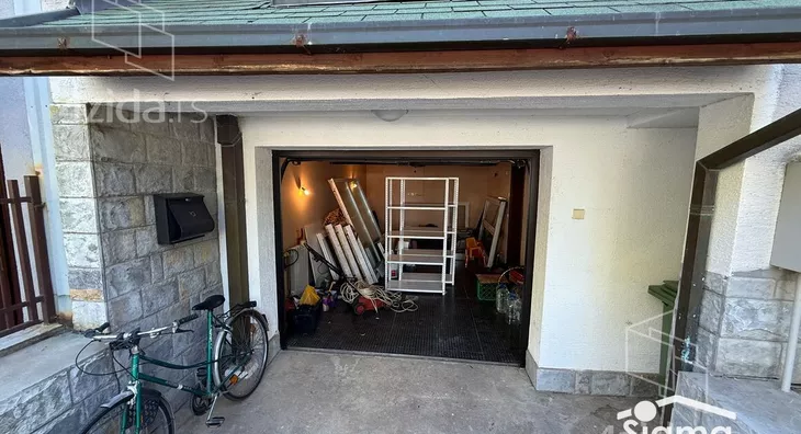 4-etažna kuća | 4zida