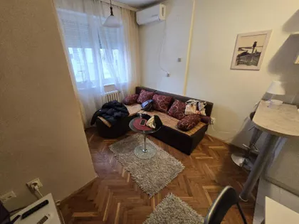 Dr Dragoslava Popovića | 4zida.rs