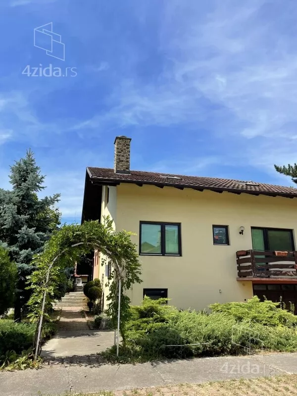 Kuća | 4zida