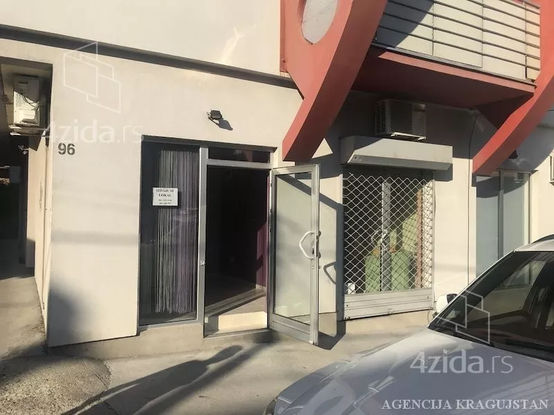 Poslovni prostor | 4zida