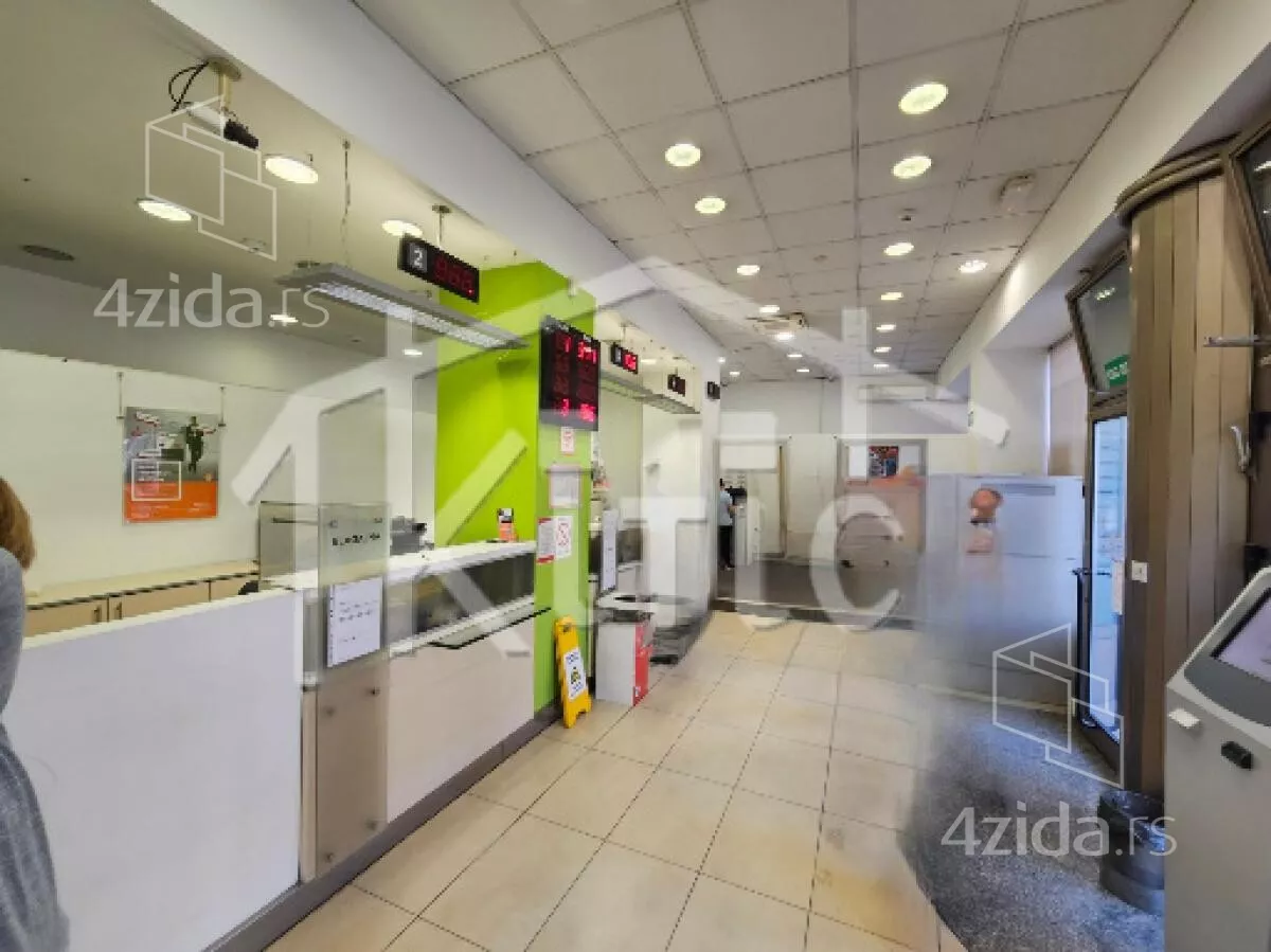 Poslovni prostor | 4zida