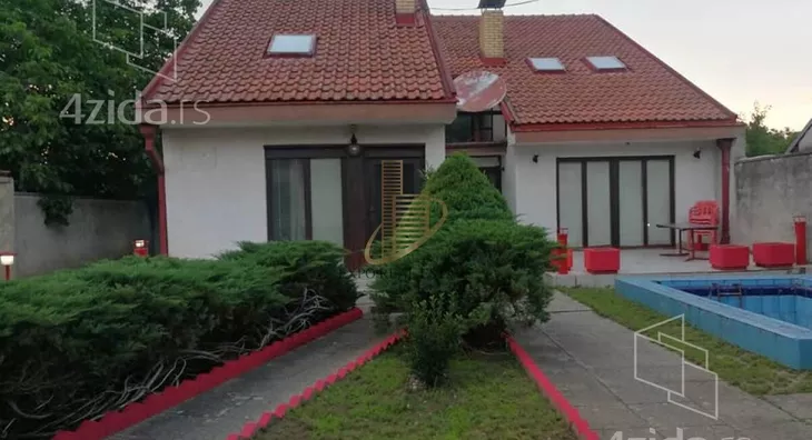 Kuća | 4zida