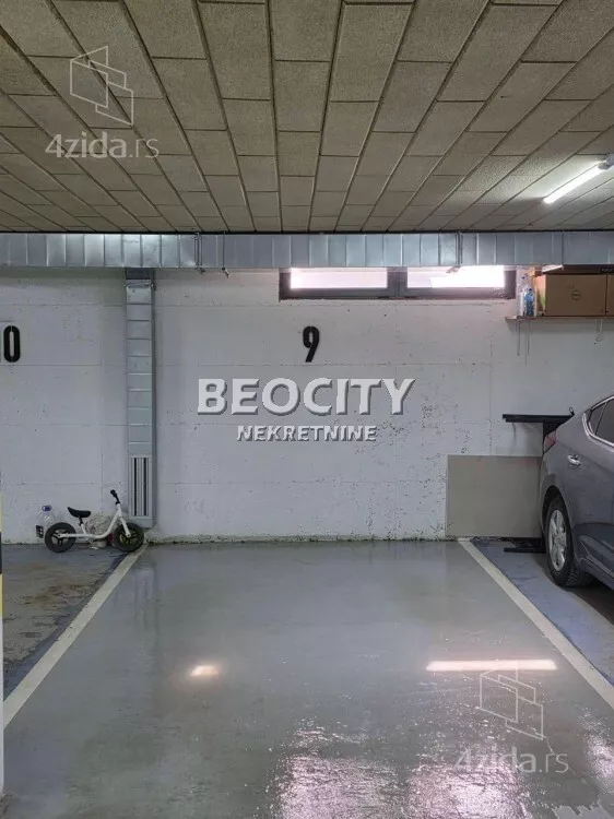 Garaža/Parking | 4zida