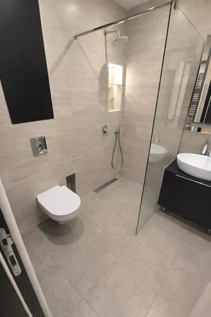 Karađorđeva | 4zida.rs