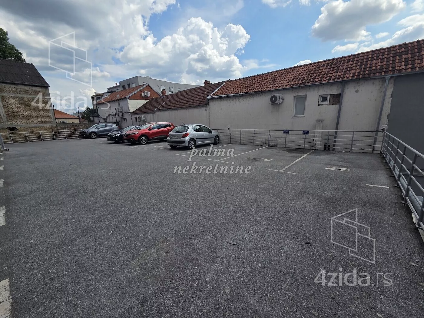 Parking | 4zida
