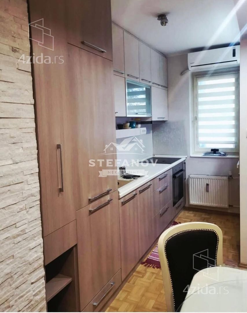 Stan – Beograd, Topčidersko brdo, Savski venac - Više