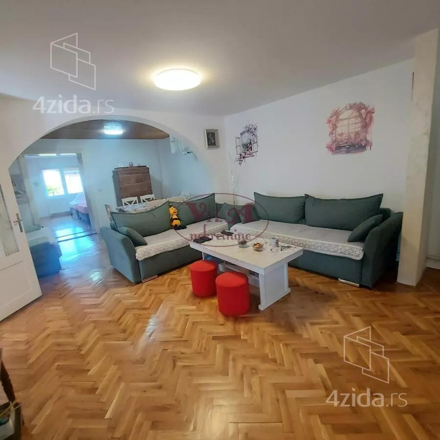 Kuća | 4zida