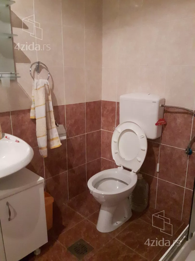 Garsonjera | 4zida