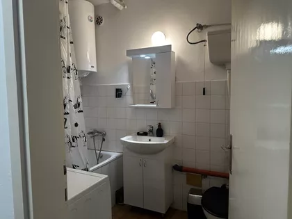 Bulevar Nemanjića 92 | 4zida.rs