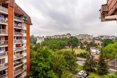 Vizantijski Bulevar 16
