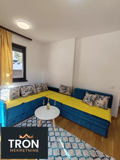 Miladina Pećinara | 4zida.rs