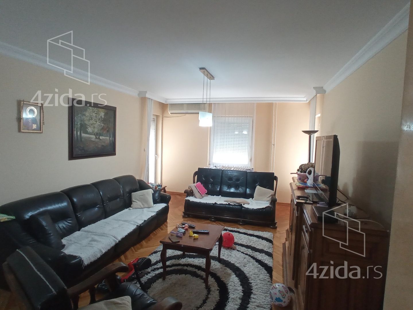 Apartament 1 camere, 97 m²