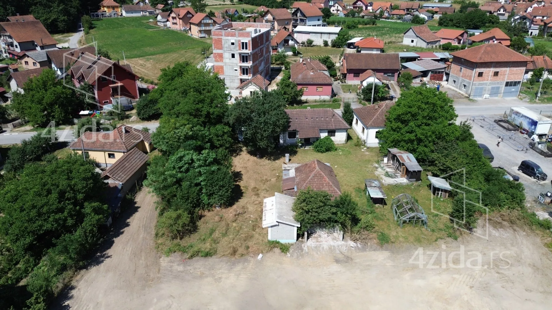 Građevinsko zemljište | 4zida