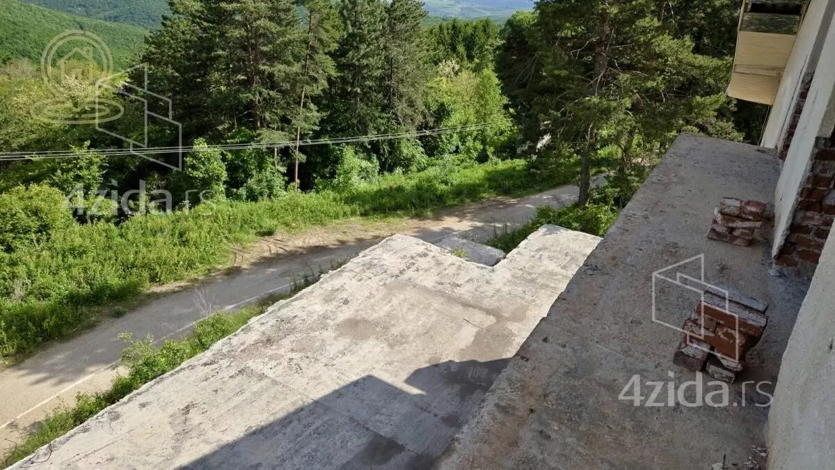Ugostiteljski objekat | 4zida