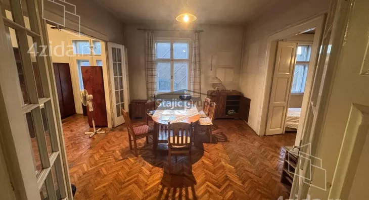 Četvoroiposoban stan | 4zida