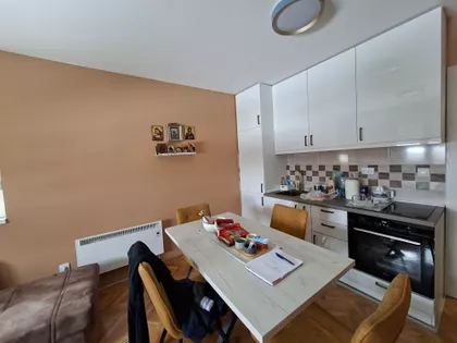 Vrnjačka | 4zida.rs