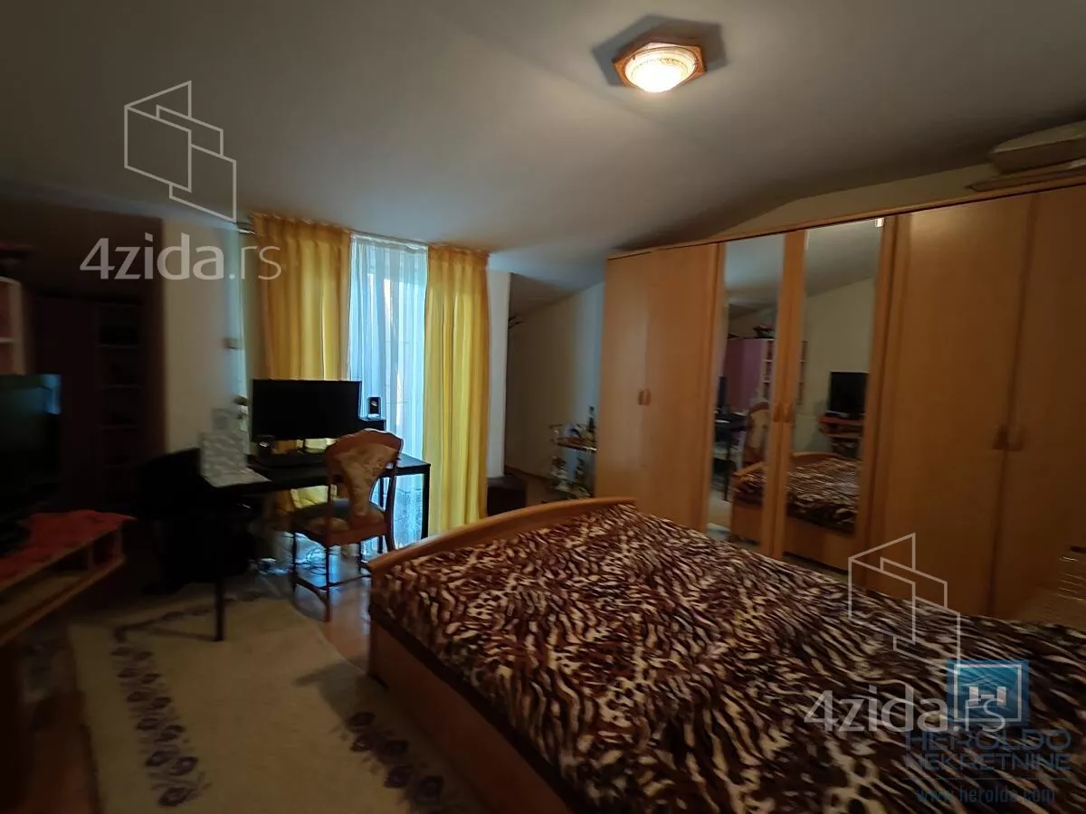 Kuća | 4zida