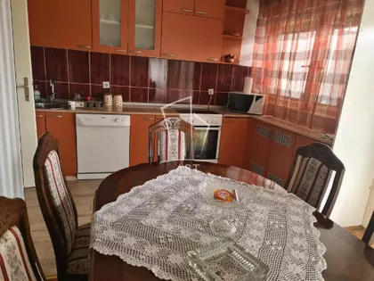 Gandijeva | 4zida.rs