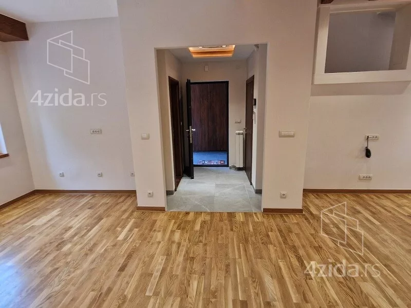 4-etažna kuća | 4zida