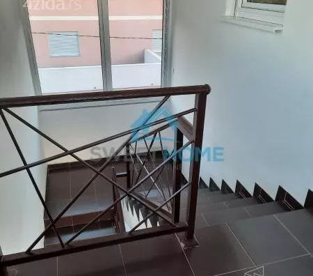 Četvoroiposoban stan | 4zida