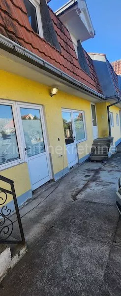 Jakovo | 4zida.rs