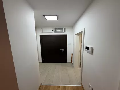 Cara Lazara 8 | 4zida.rs