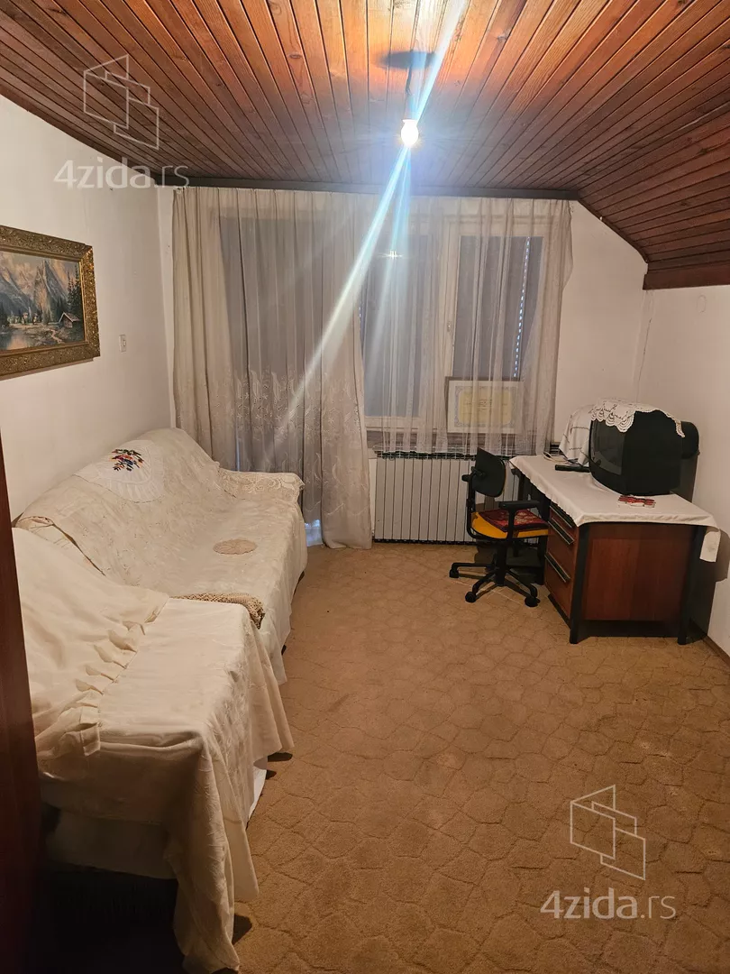 4-etažna kuća | 4zida