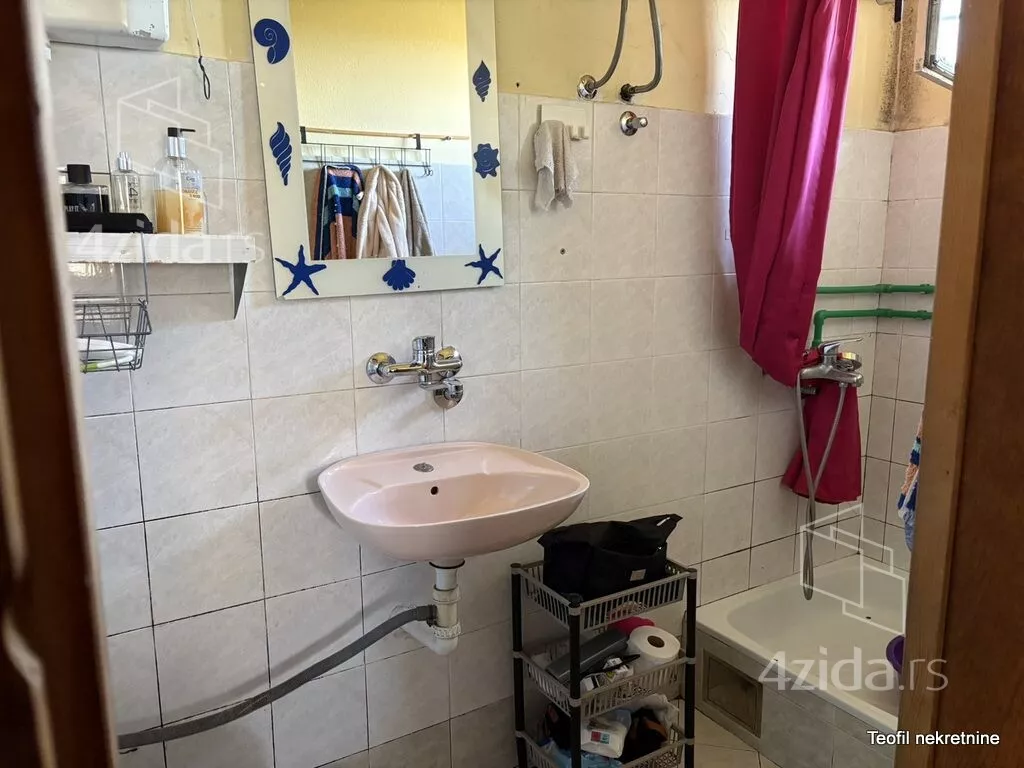 4-etažna kuća | 4zida