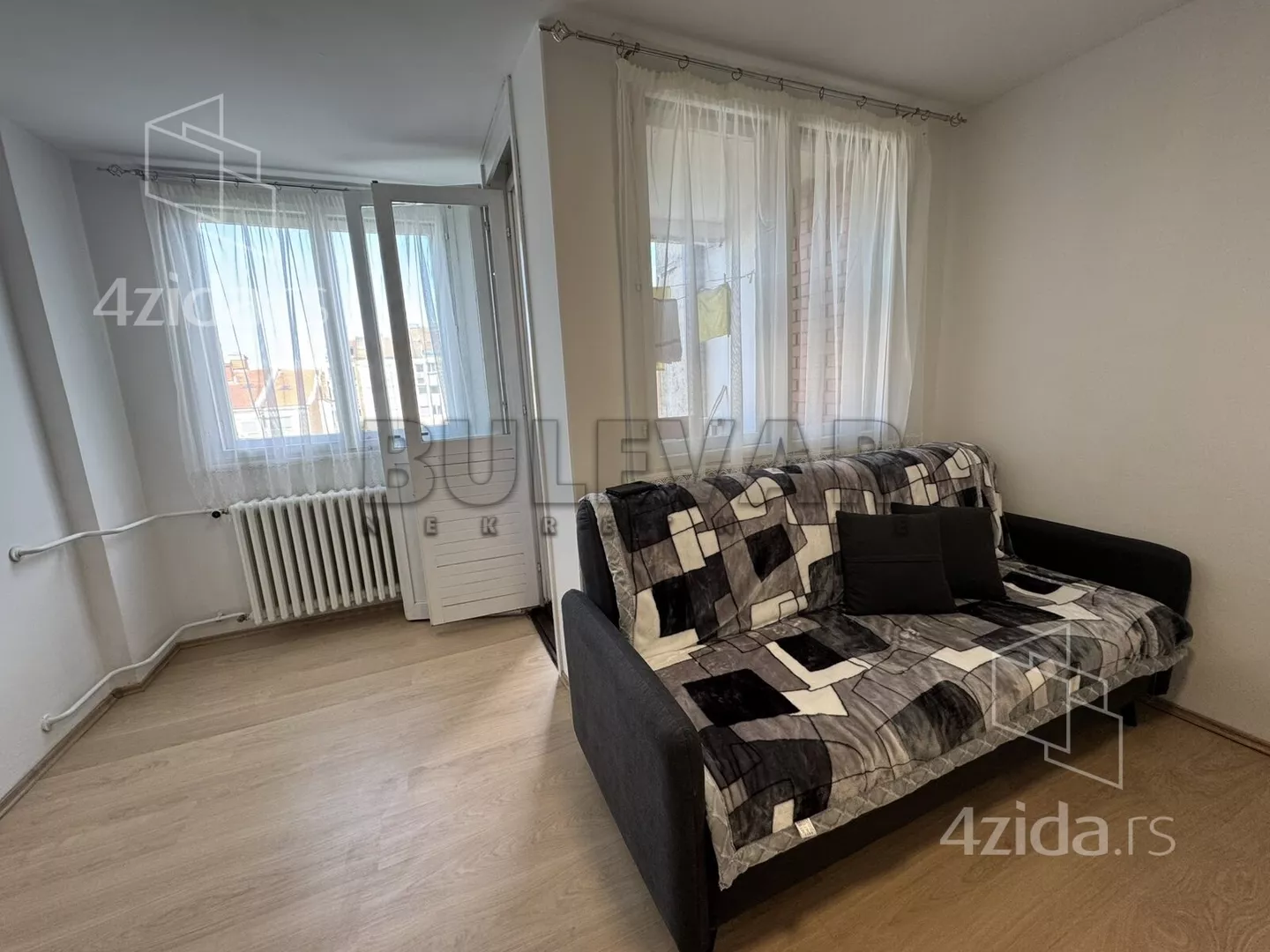Garsonjera | 4zida