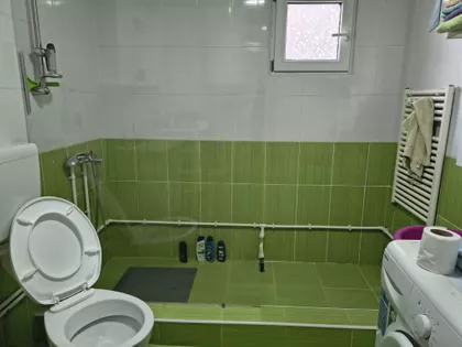 Jarčujak | 4zida.rs