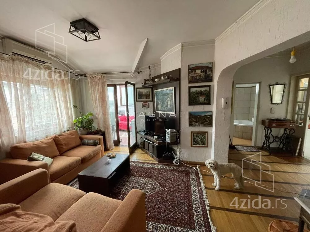Kuća | 4zida