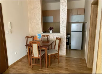 Crveni Krst Vračar | 4zida.rs